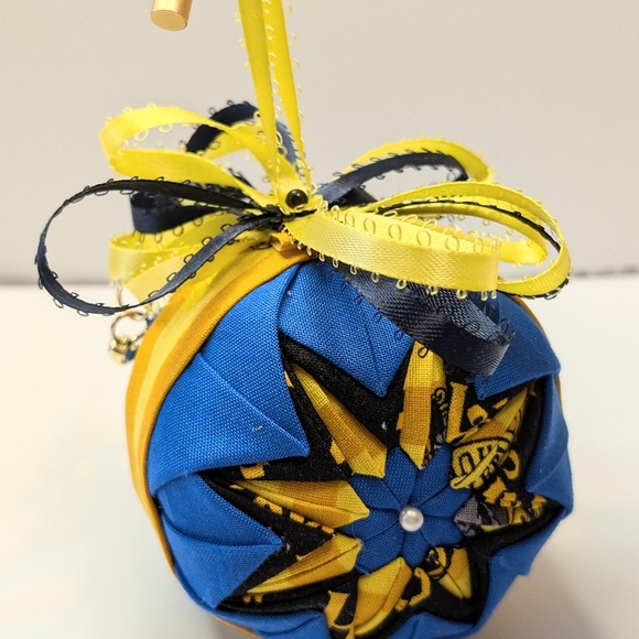Hand crafted Hufflepuff ornament Harry Potter House of Hufflepuff decor - Picture 4 of 5
